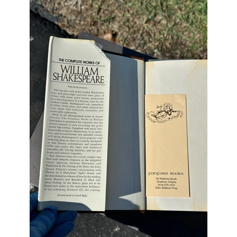 Vintage The‎ Complete Works of William Shakespeare Illustrated Hardcover Book